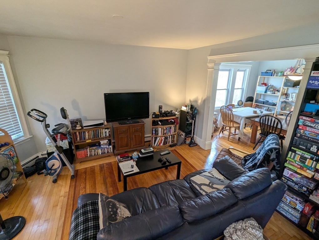 376 Fellsway W 1