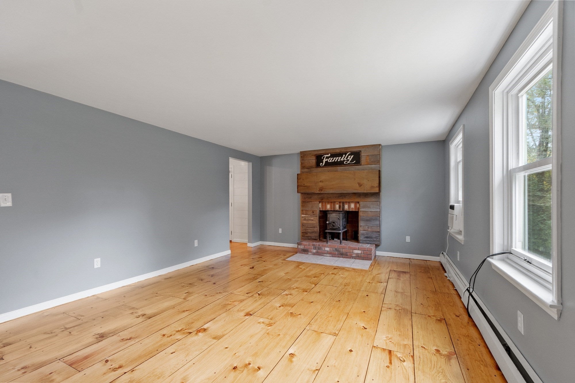 104 Sawyer St