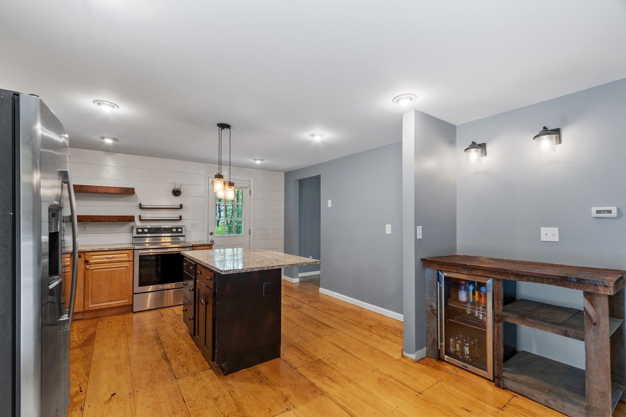 104 Sawyer St, Gardner, MA, 104 Sawyer St, Gardner, MA Photo #11