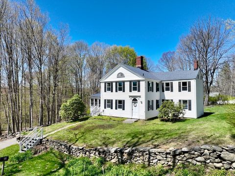 Photo of 11 Whittemore Rd, Sturbridge, MA 01566 (MLS # 73511444)