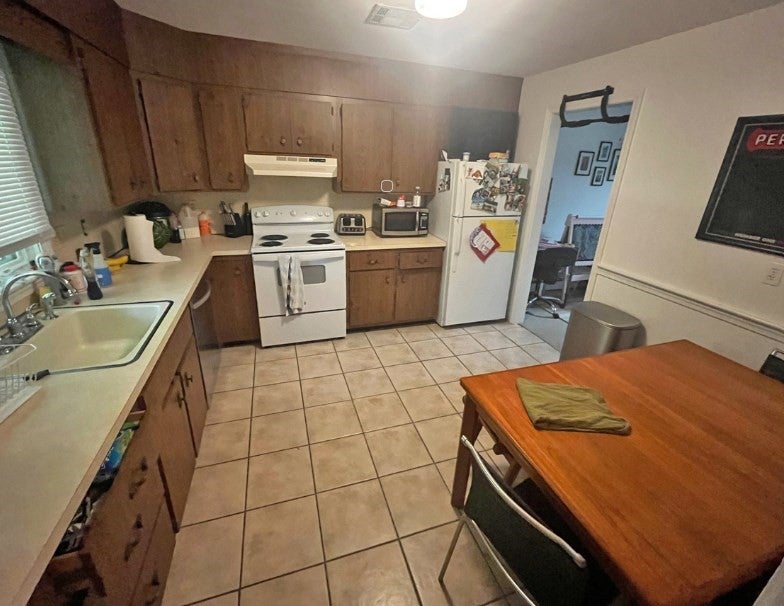263 South St, Holliston, MA, 263 South St, Holliston, MA Photo #12