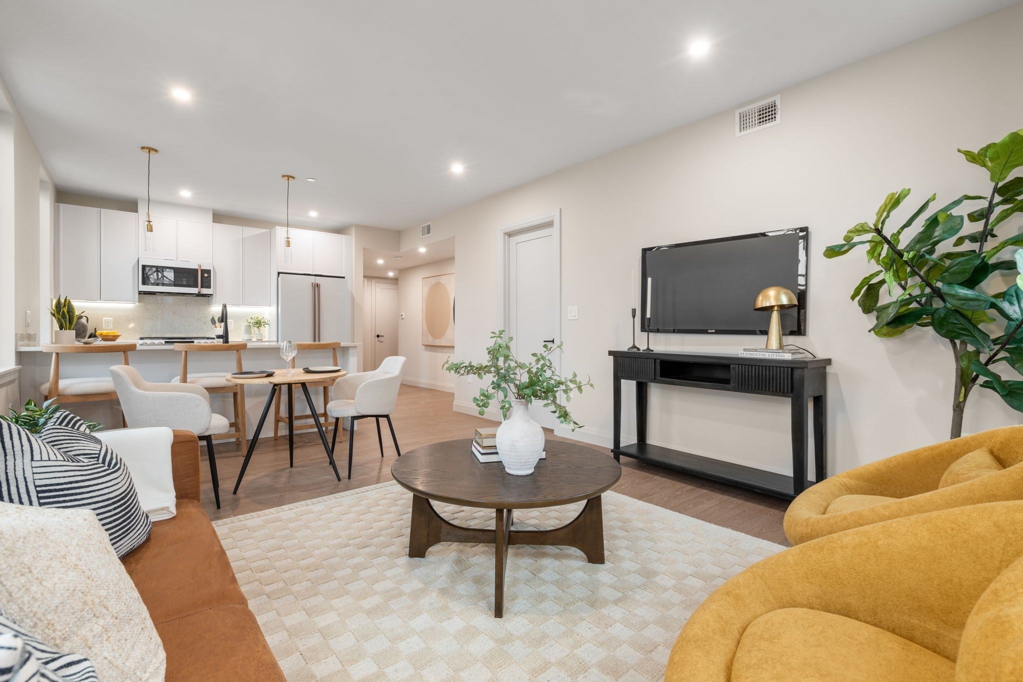 100 Lincoln Street 202