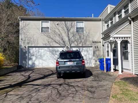 206-208 Hinghm Street Rockland MA 02370