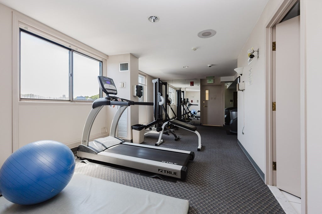 1933 Commonwealth Avenue #410, Boston, MA Photo #20