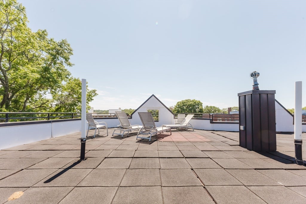 1933 Commonwealth Avenue #410, Boston, MA Photo #16