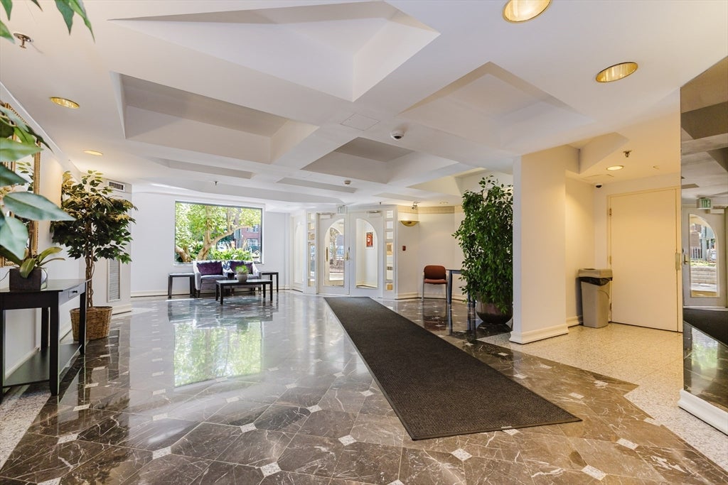 1933 Commonwealth Avenue #410, Boston, MA Photo #29