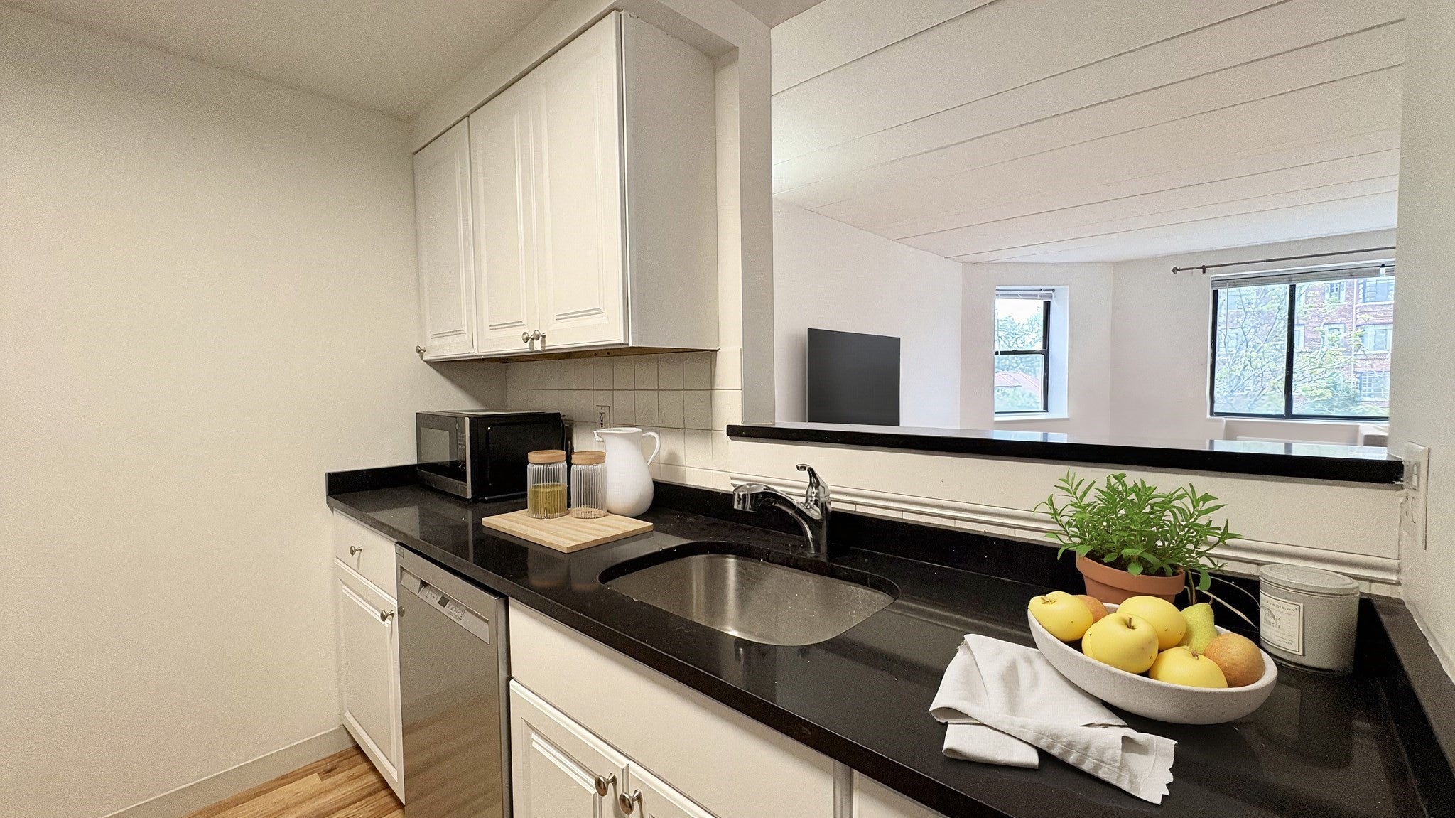 1933 Commonwealth Avenue #410, Boston, MA Photo #5