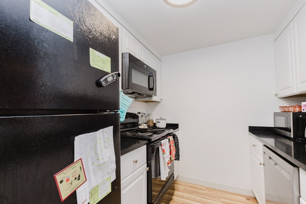 1933 Commonwealth Avenue #410, Boston, MA Photo #2