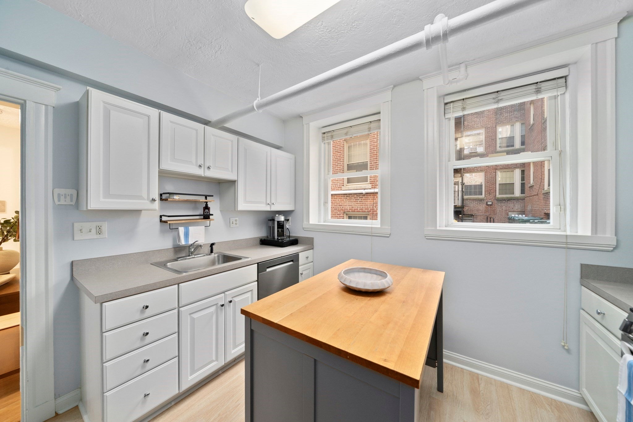 12 James Street #B, Brookline, MA, 12 James Street #B, Brookline, MA Photo #7