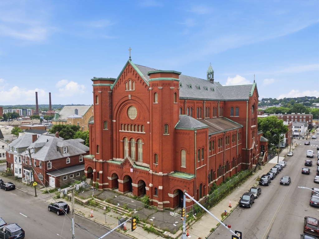 Photo 1 of 16 — 364 Haverhill St, Lawrence, MA 01840