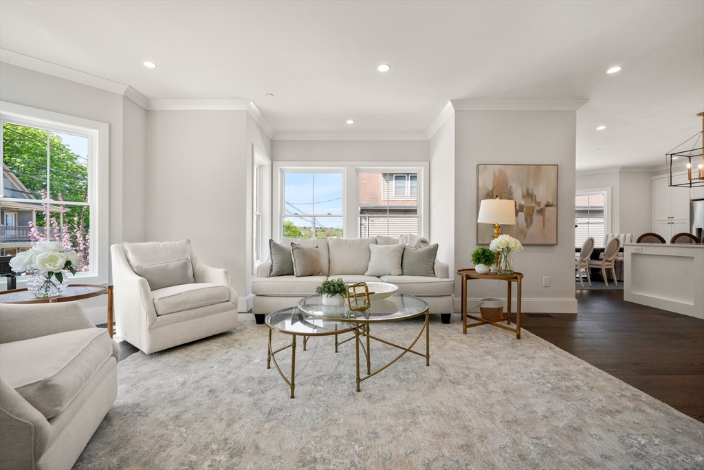 230 Bellevue St 1