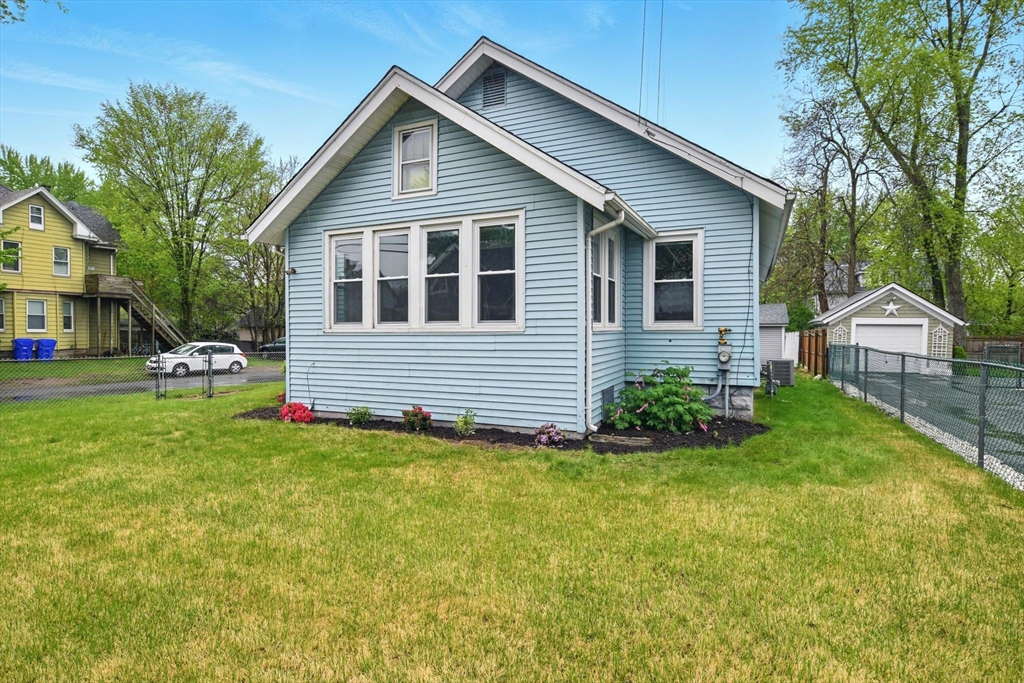 26 Dwight Rd