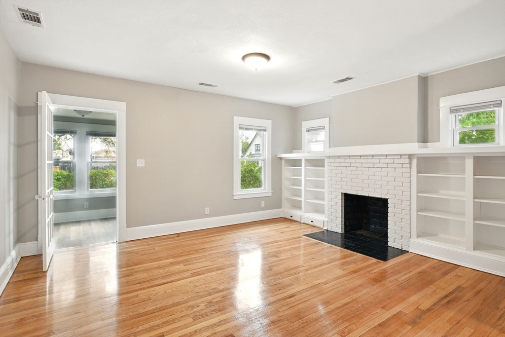 26 Dwight Rd