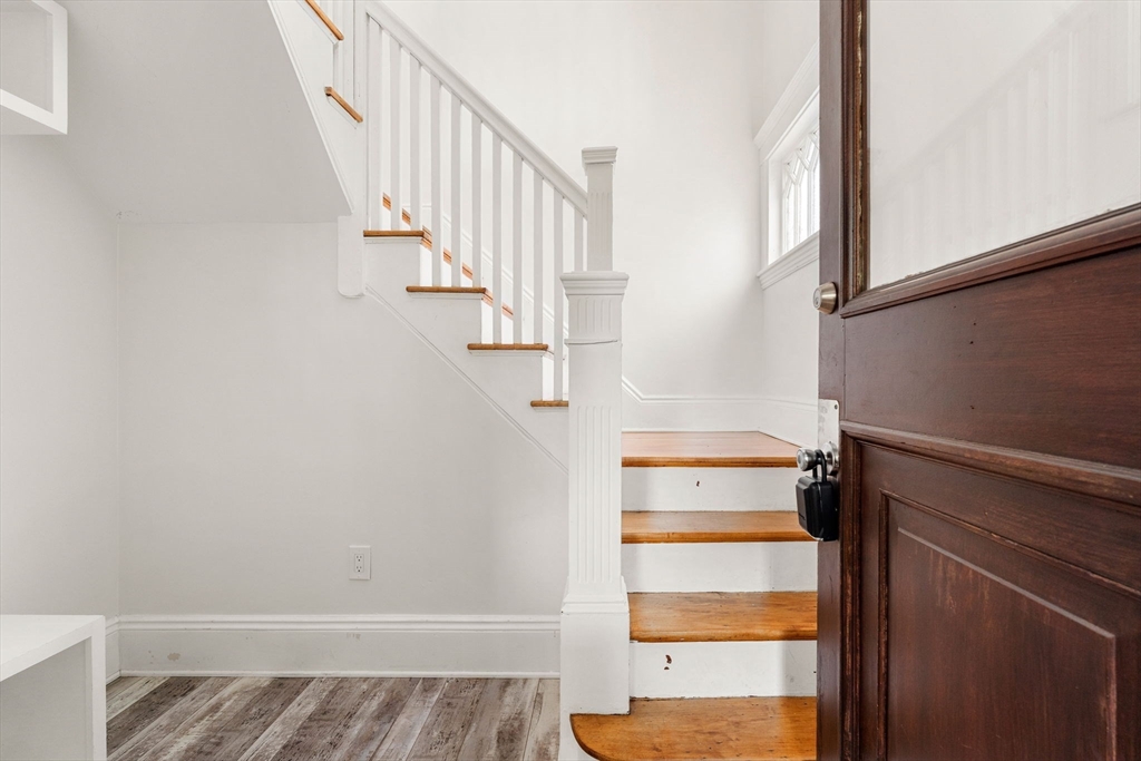 56 Greenwood Ave 2