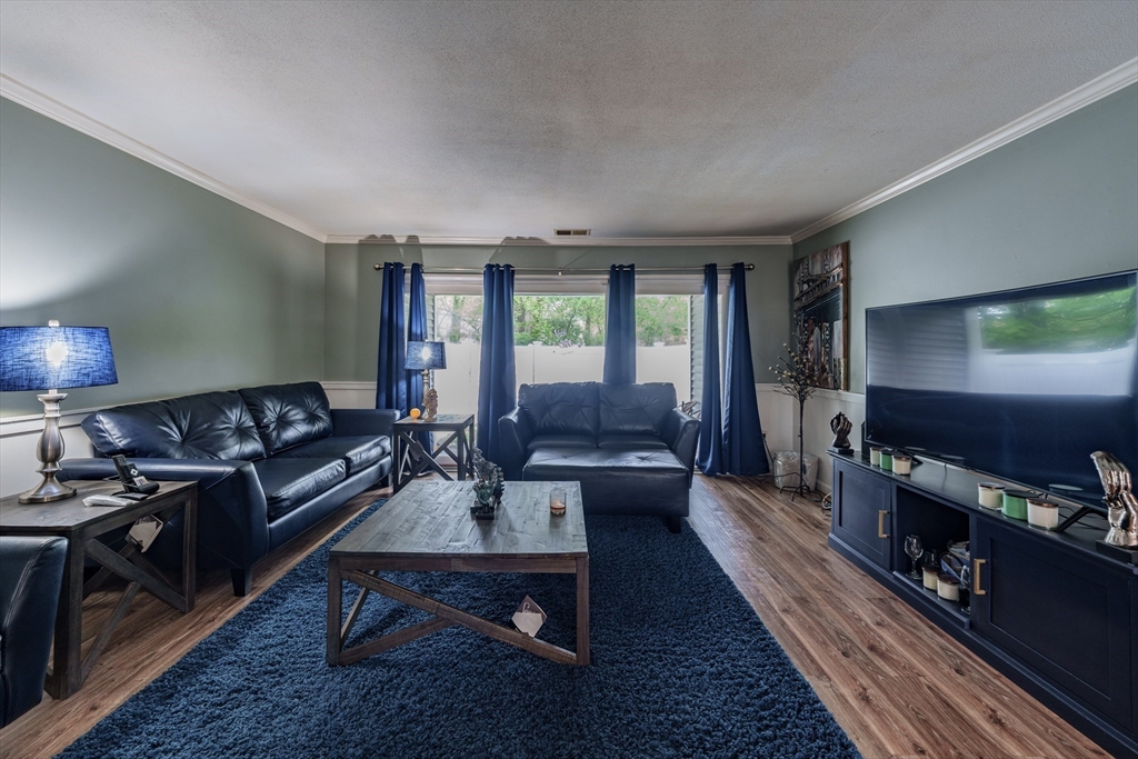 248 Nassau Dr 248