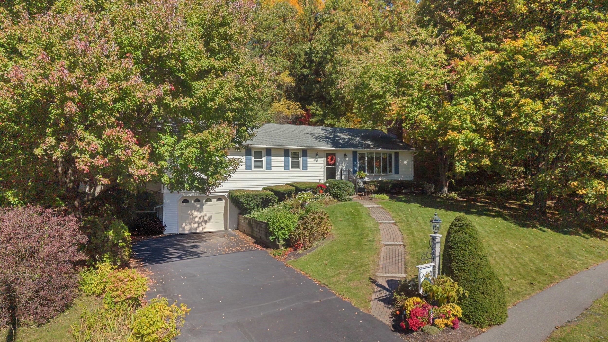 43 Old Brook Rd, Shrewsbury, MA, 43 Old Brook Rd, Shrewsbury, MA Photo #4