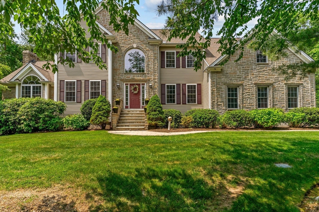 16 Leonard Drive