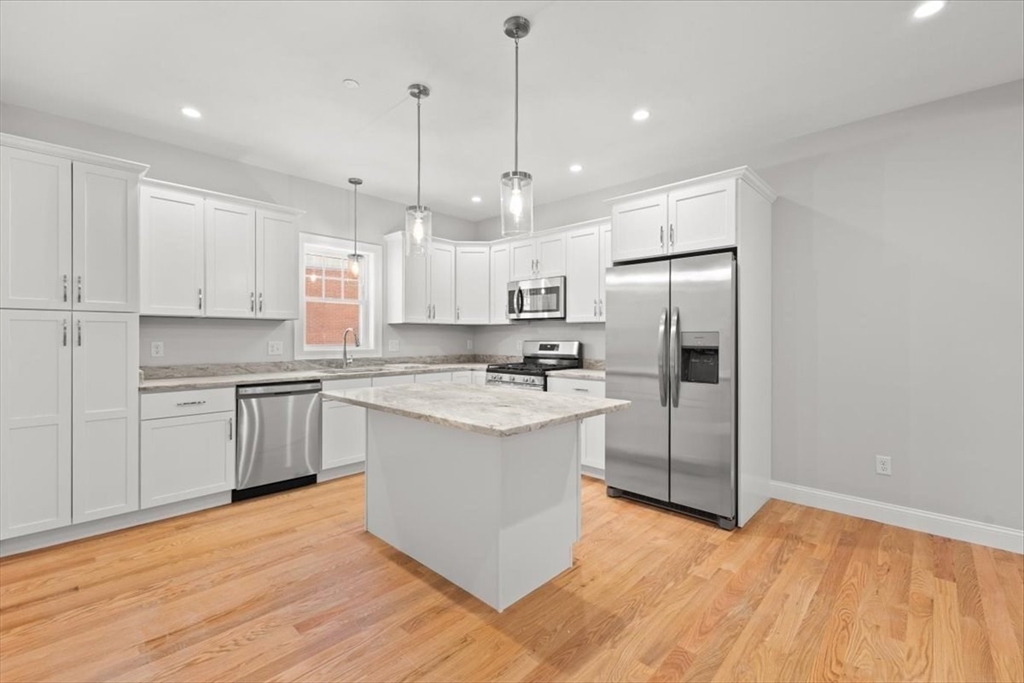46 Harrison St 3