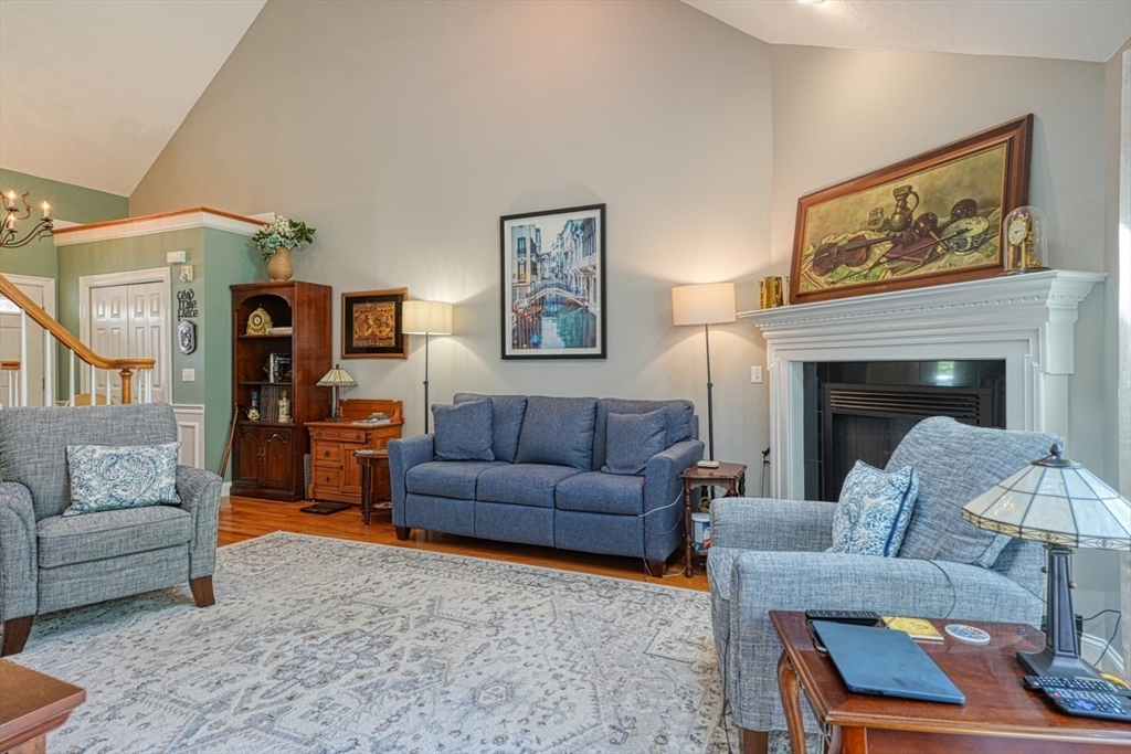 250 Magill Dr 250