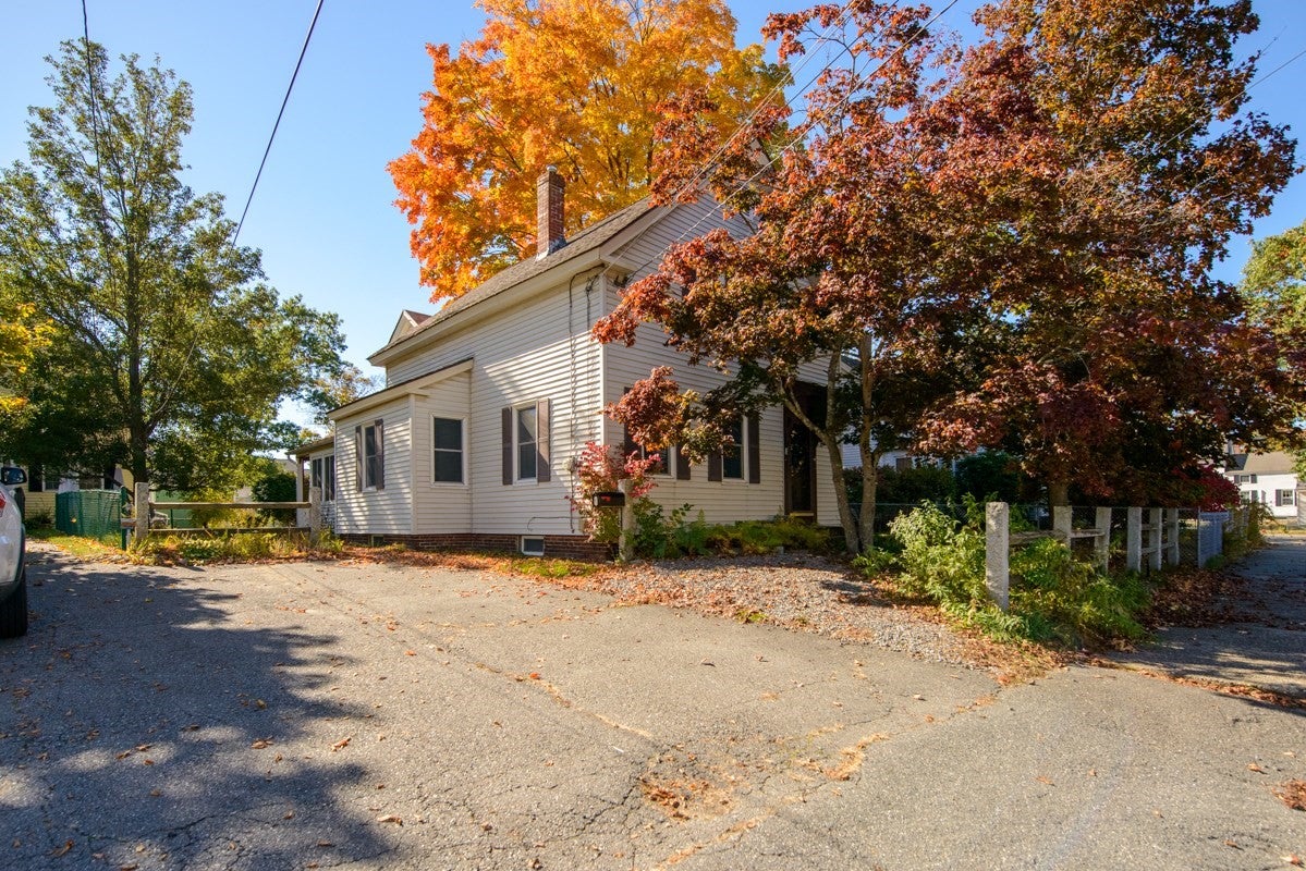 Photo of 3 Fletcher St, Ayer, MA
