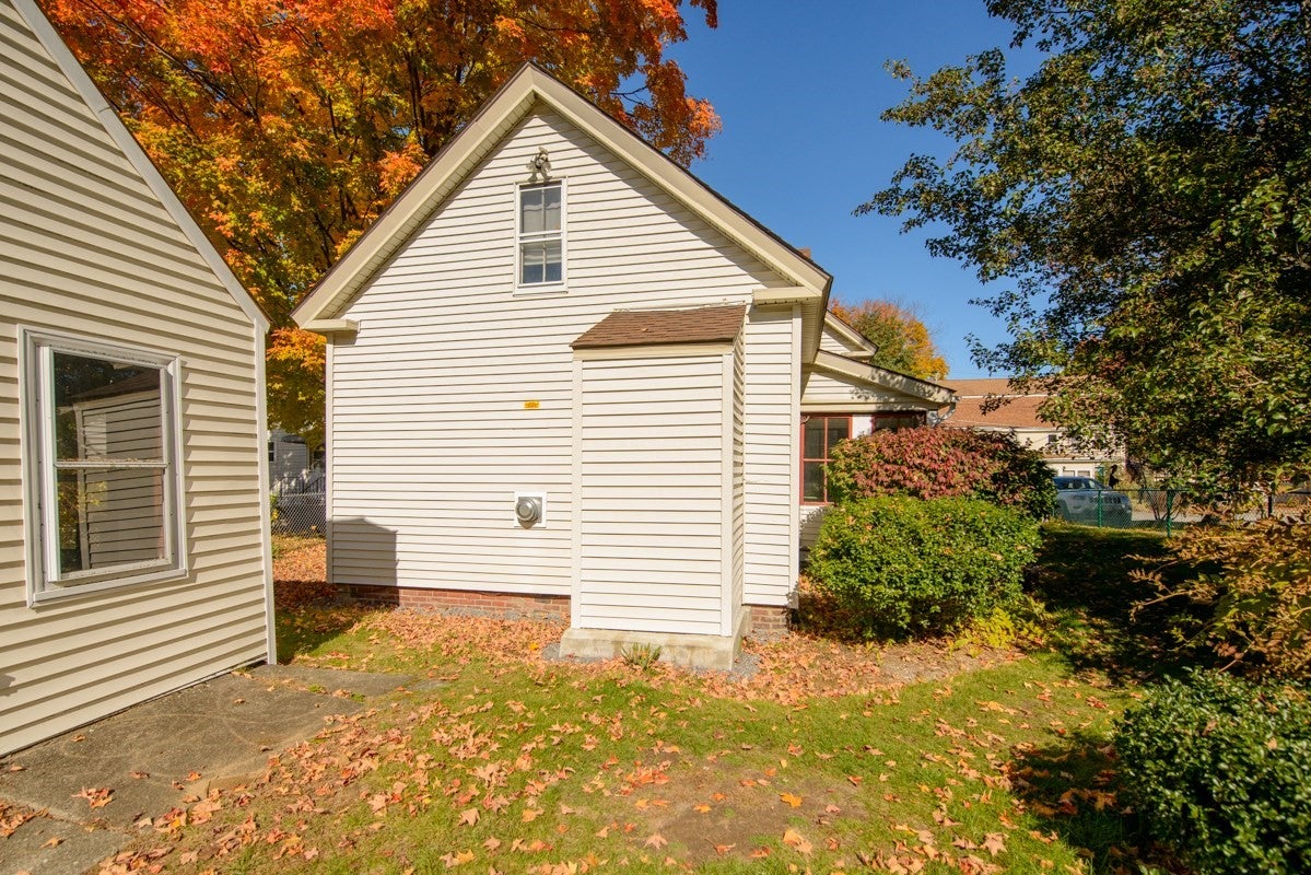 3 Fletcher St