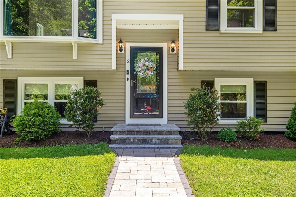 2 Wilson Ln