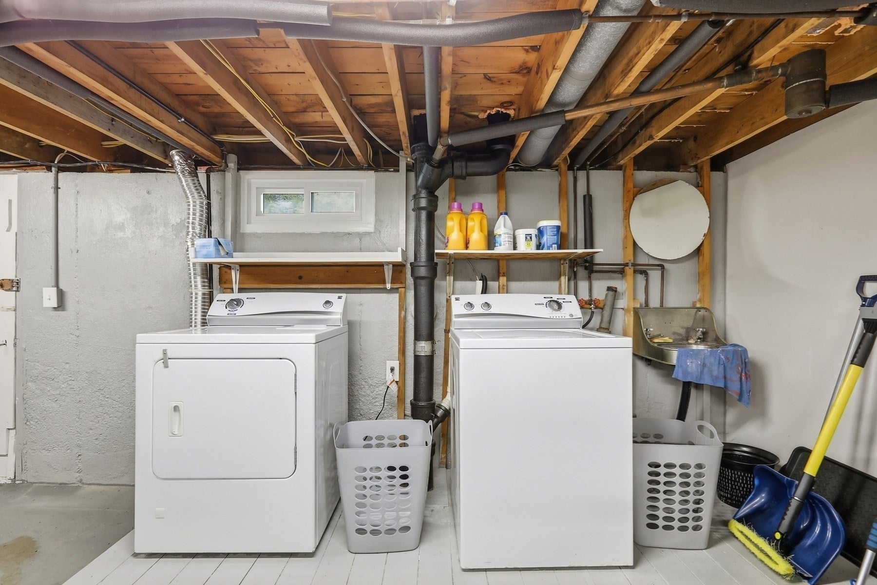 4 Claire RD, Amesbury, MA, 4 Claire RD, Amesbury, MA Photo #10
