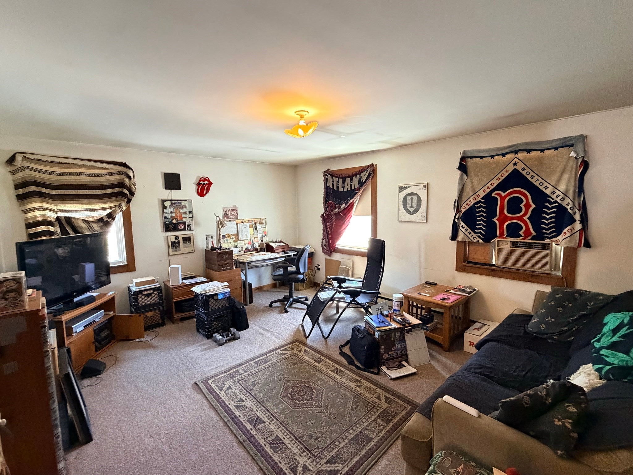 264 Mechanic St