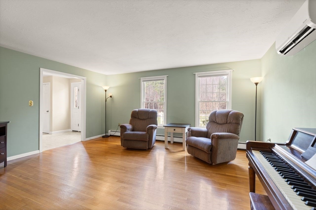 5 White's Pond Dr
