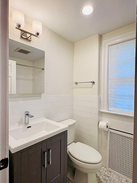 308 Webster St, Needham, MA Photo #15