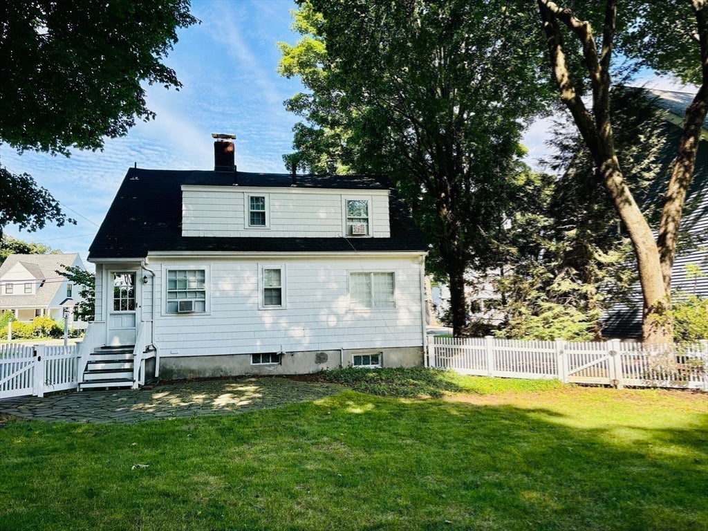 308 Webster St, Needham, MA Photo #23