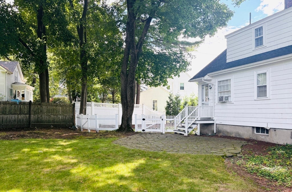 308 Webster St, Needham, MA Photo #22