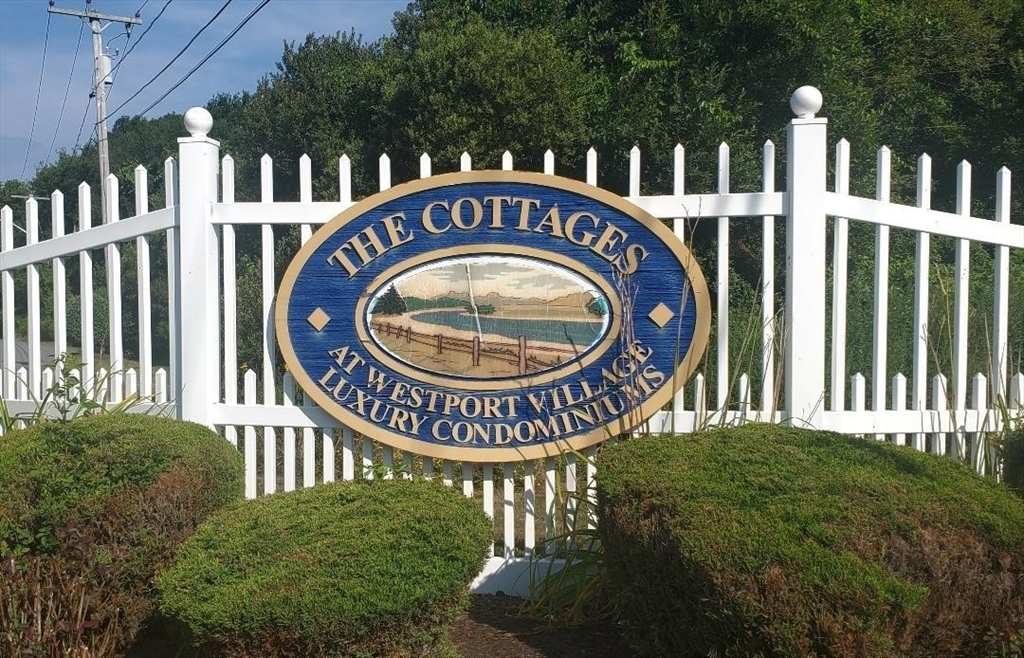 32 Village Way 32