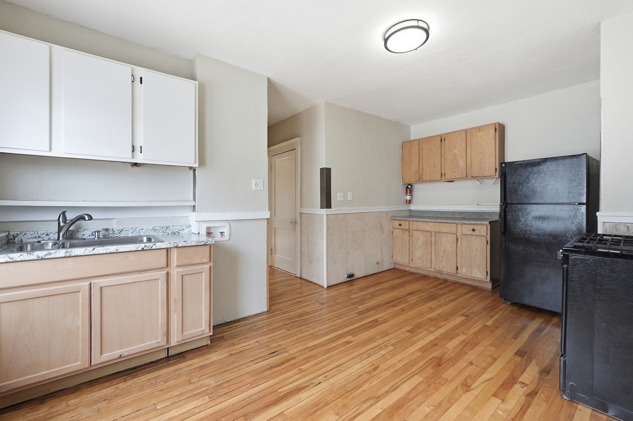 17 Fairbanks St, Worcester, MA Photo #8