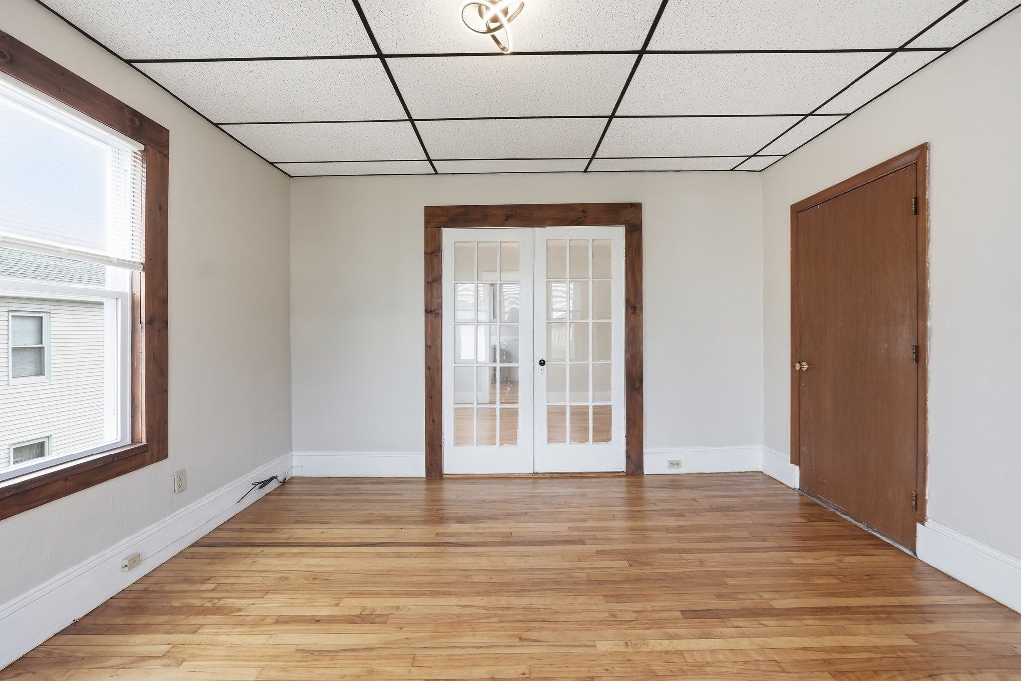 17 Fairbanks St, Worcester, MA Photo #11