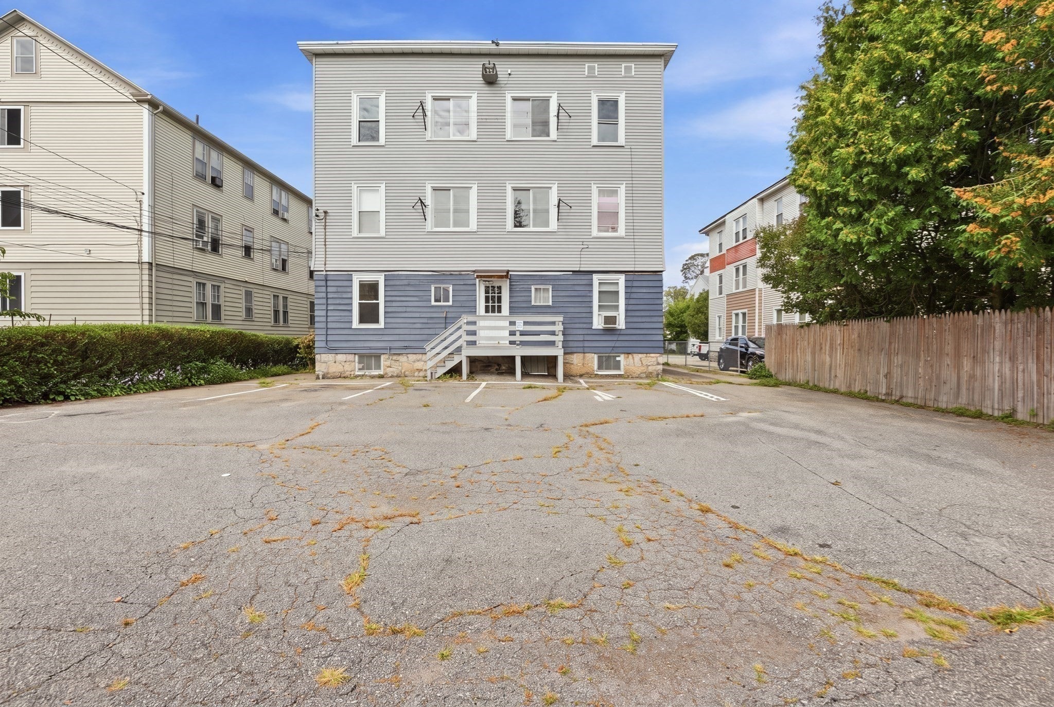 17 Fairbanks St, Worcester, MA Photo #34