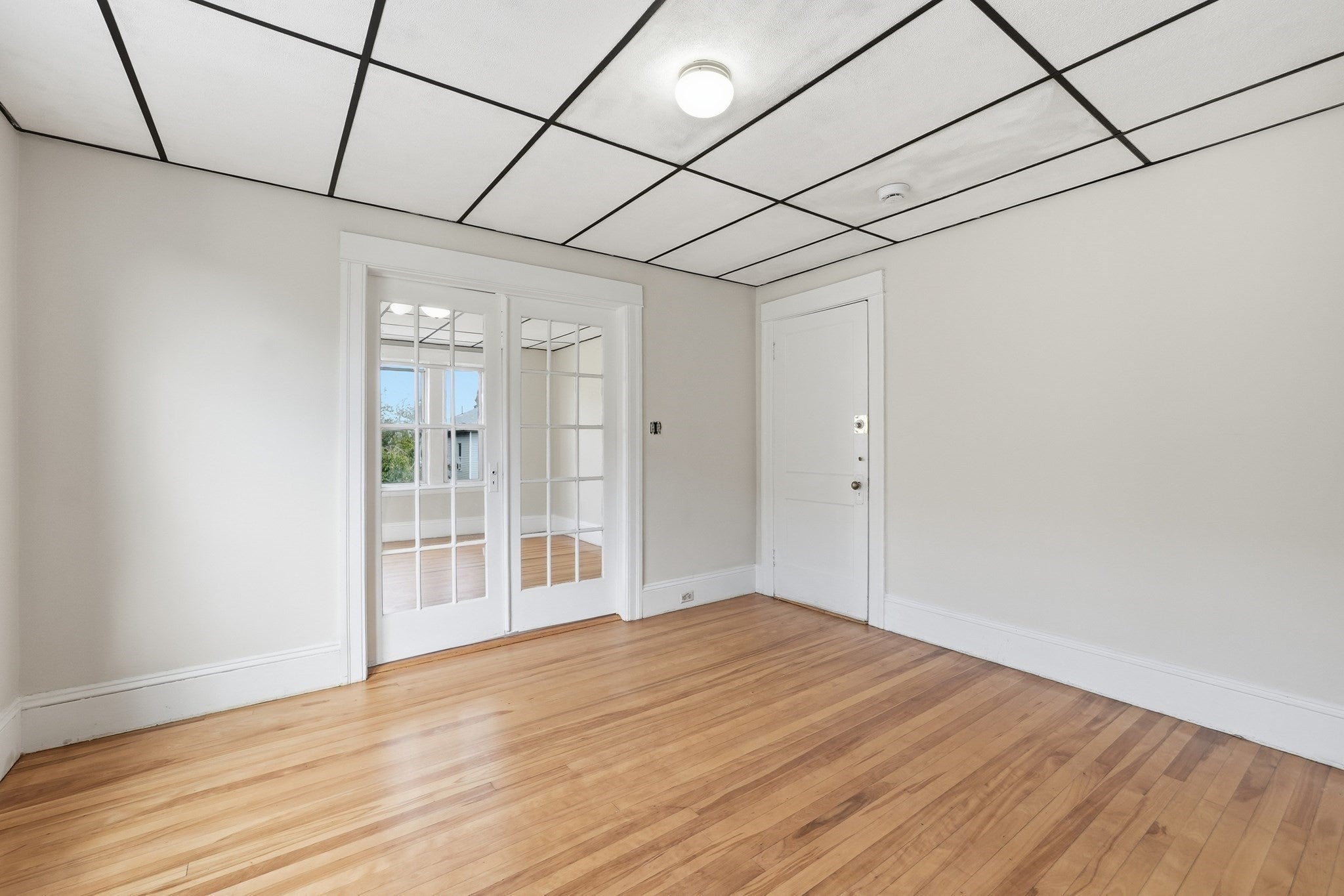 17 Fairbanks St, Worcester, MA Photo #27
