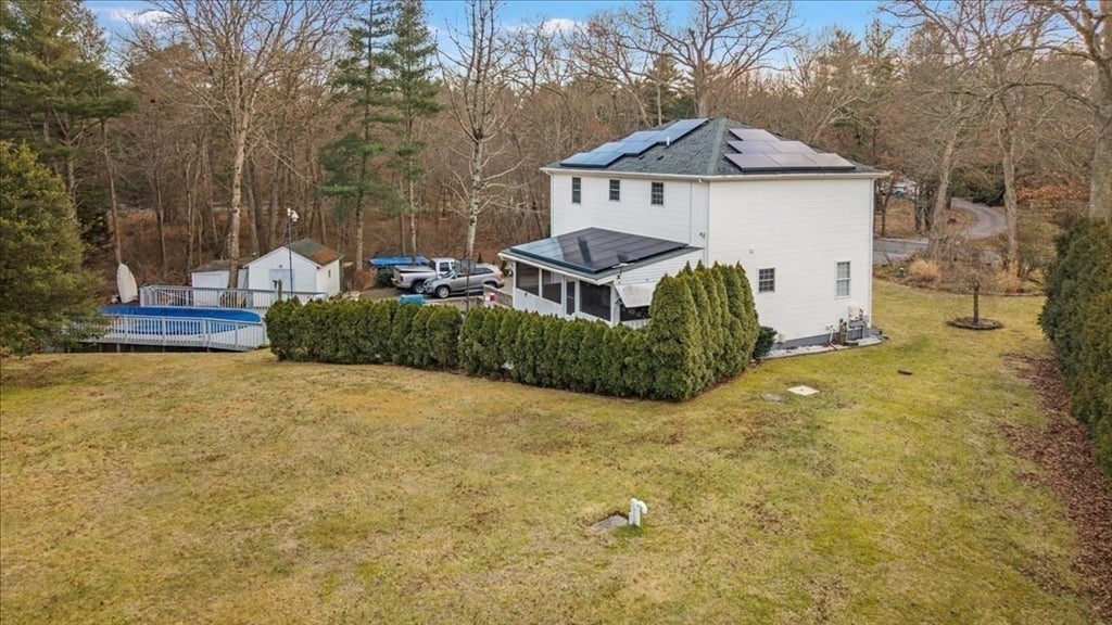 15 Stonewall Ave