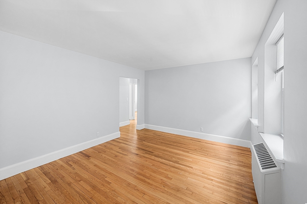 98 Morton St 57