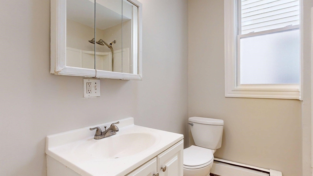 205 Chelsea Street #2, Boston, MA Photo #13