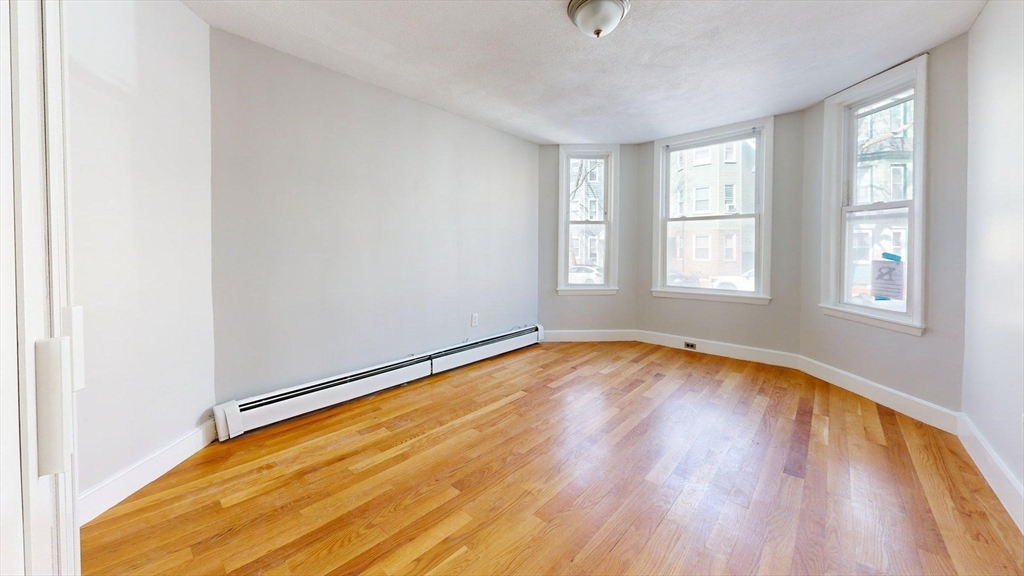 205 Chelsea Street #2, Boston, MA Photo #21