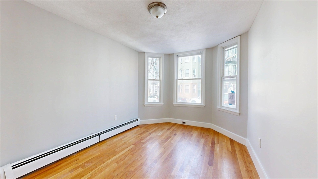 205 Chelsea Street #2, Boston, MA Photo #7