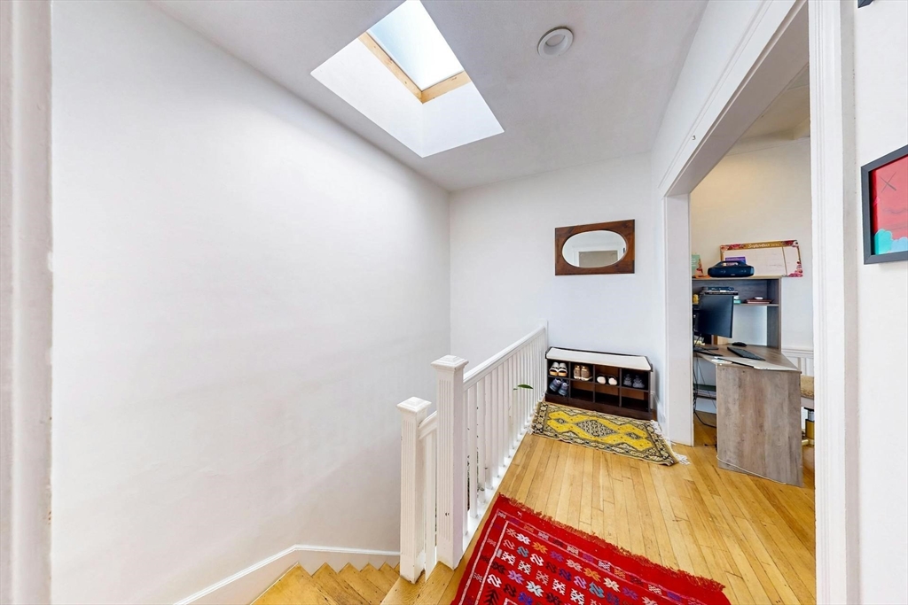110 Bellingham St 3