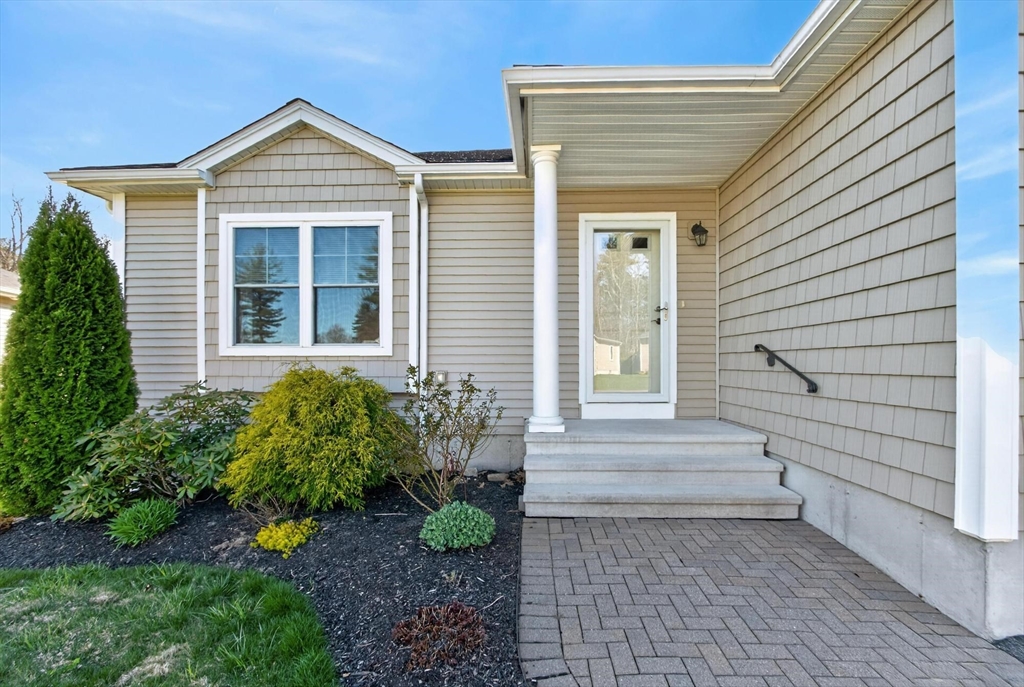 36 Village Rd 36