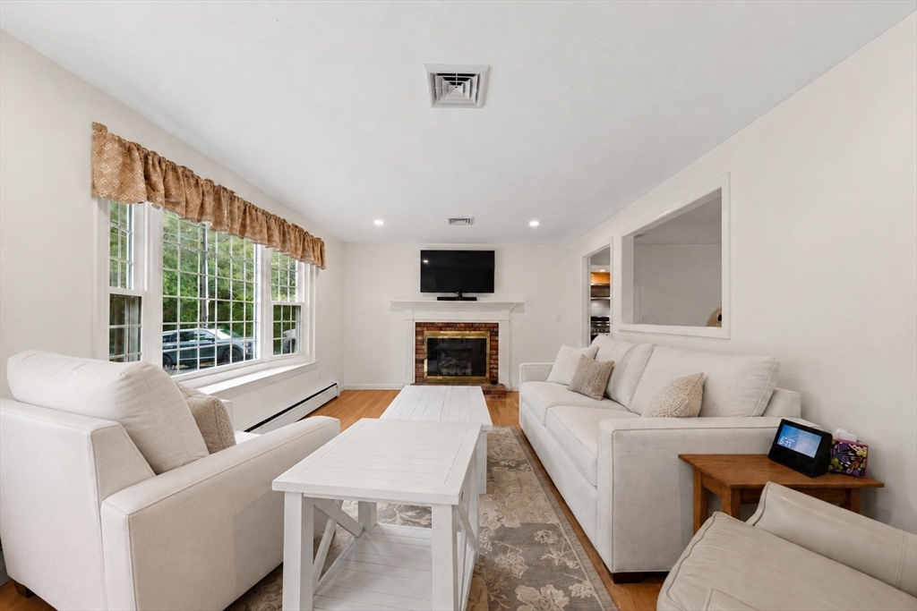 106 White Rock