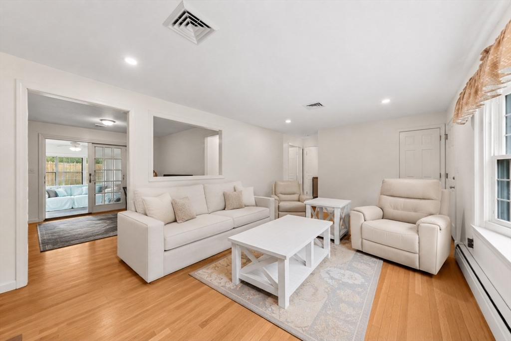 106 White Rock