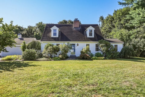 Photo of 16 Hunting Lane, Wilbraham, MA 01095 (MLS # 73578038)