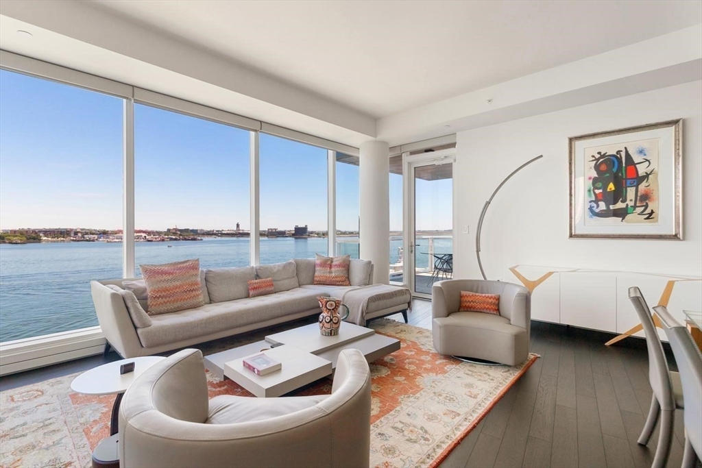 22 Liberty Dr 8F