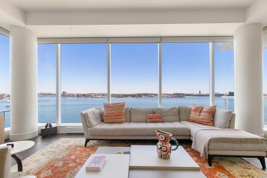 22 Liberty Dr 8F