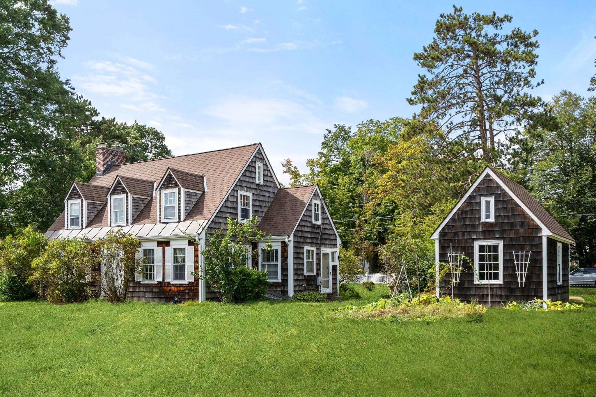 60 Wellesley Street, Weston, MA, 60 Wellesley Street, Weston, MA Photo #1